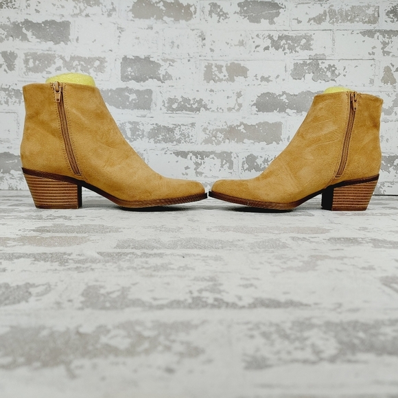 NEW BP Wallis Western Beige Sand Leather Ankle Bootie A951 - Picture 7 of 13